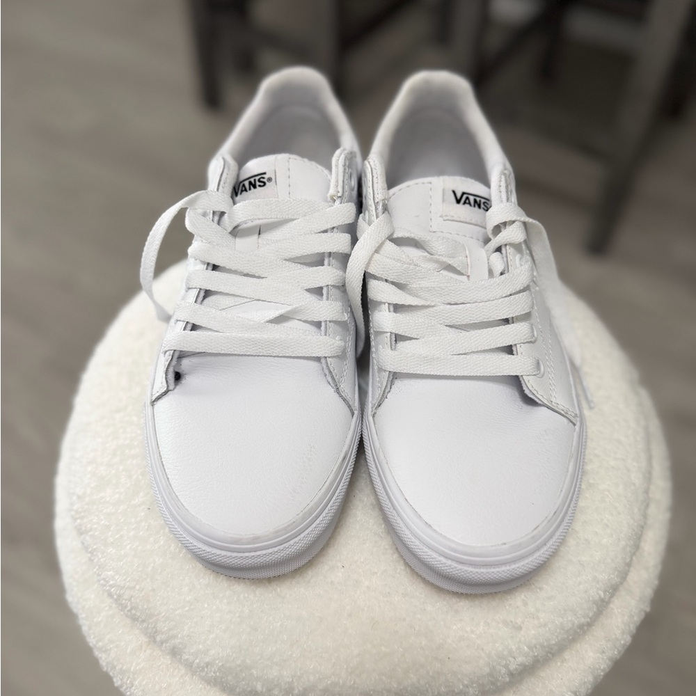 WOMEN'S VANS SELDAN LEATHER SKATE SHOES - Picture 4 of 7